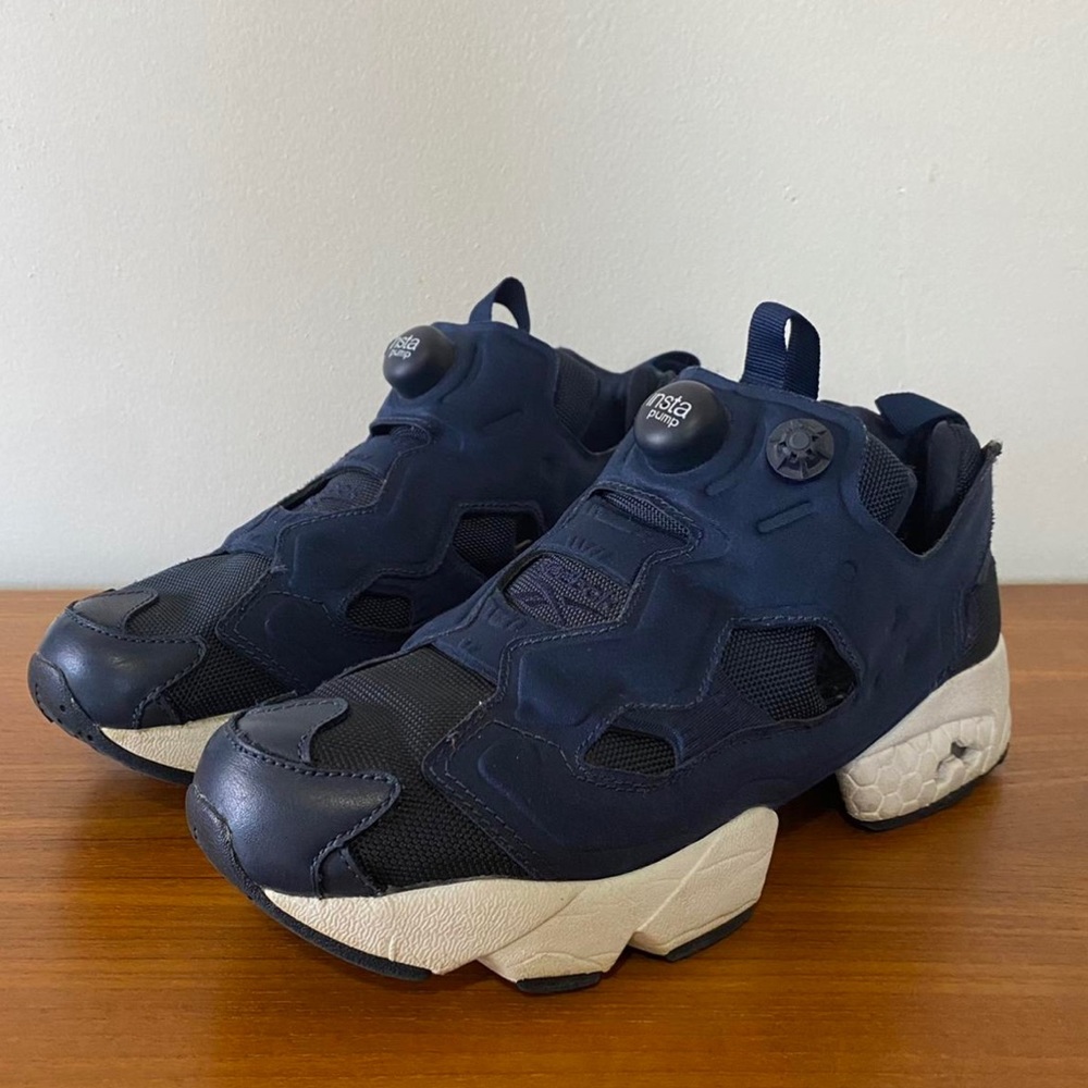 Reebok Instapump Fury OG Navy
Size 7 Men’s ⭐️ You need these!